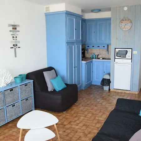 Apartment En 1ere Ligne Sur La Mer, Du Mole A 50 M Agde